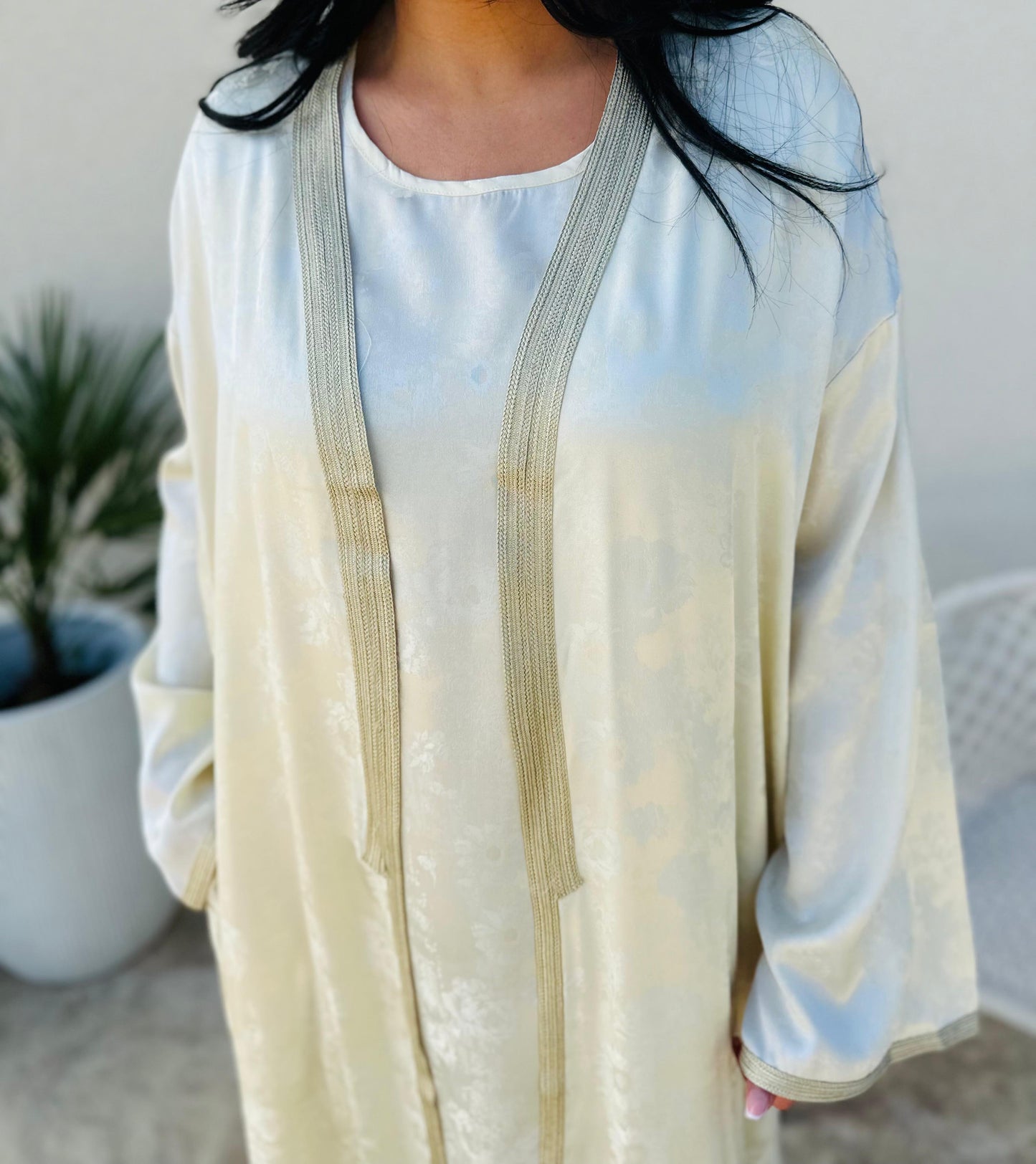 Vente Abaya Caftan Fleurie Élégance Dorée