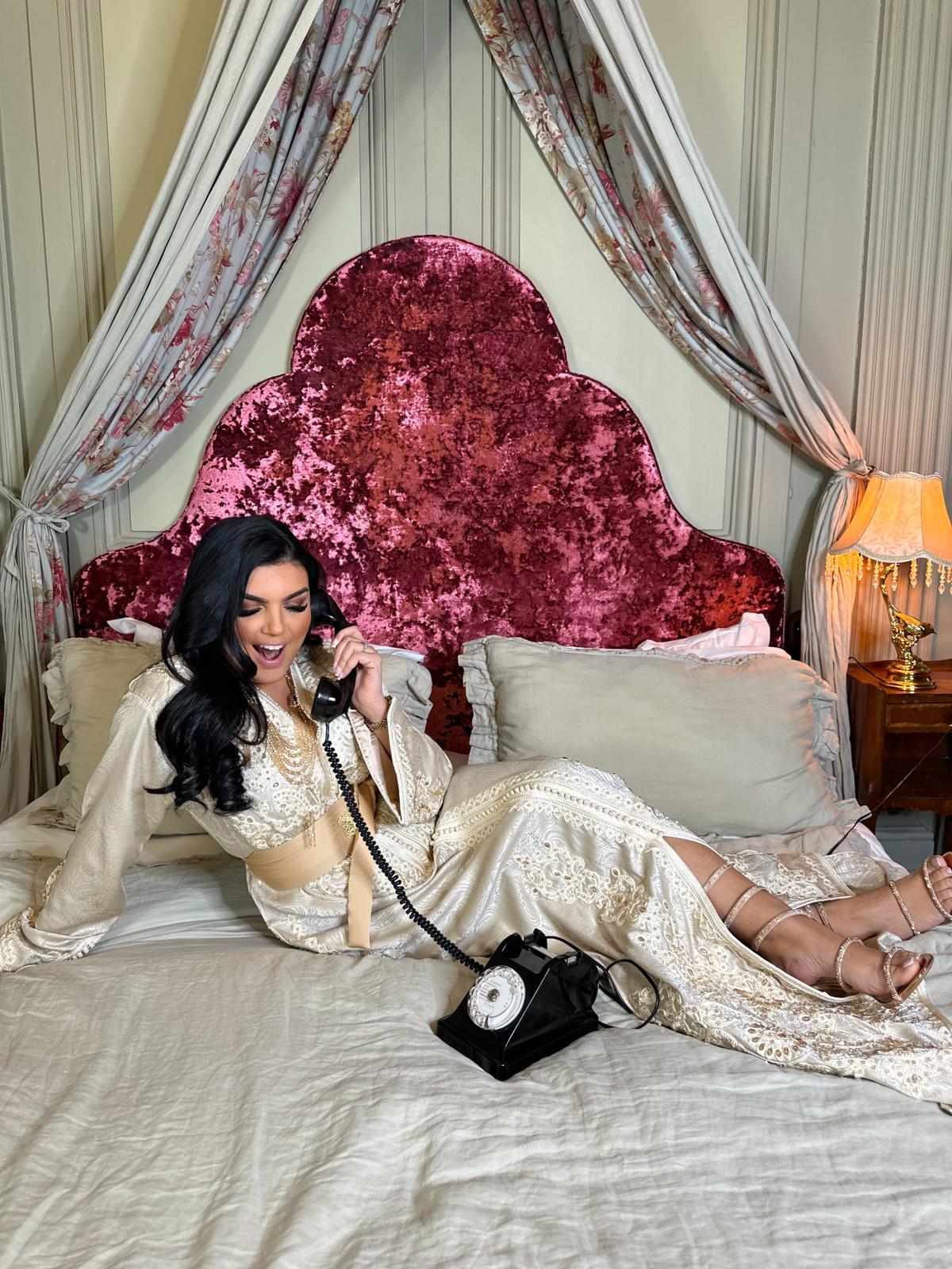 Location - Caftan "Yasmine"