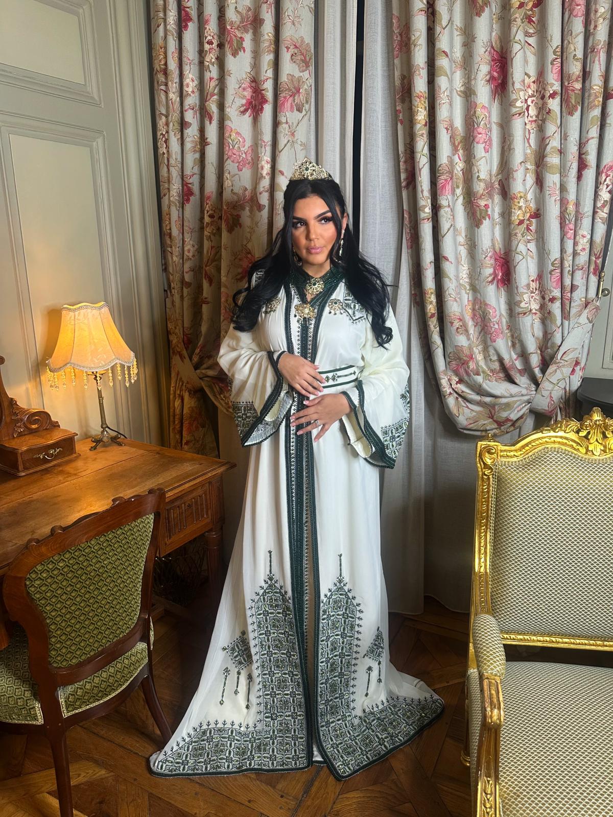 Location - Takchita "Hanna" Royale
