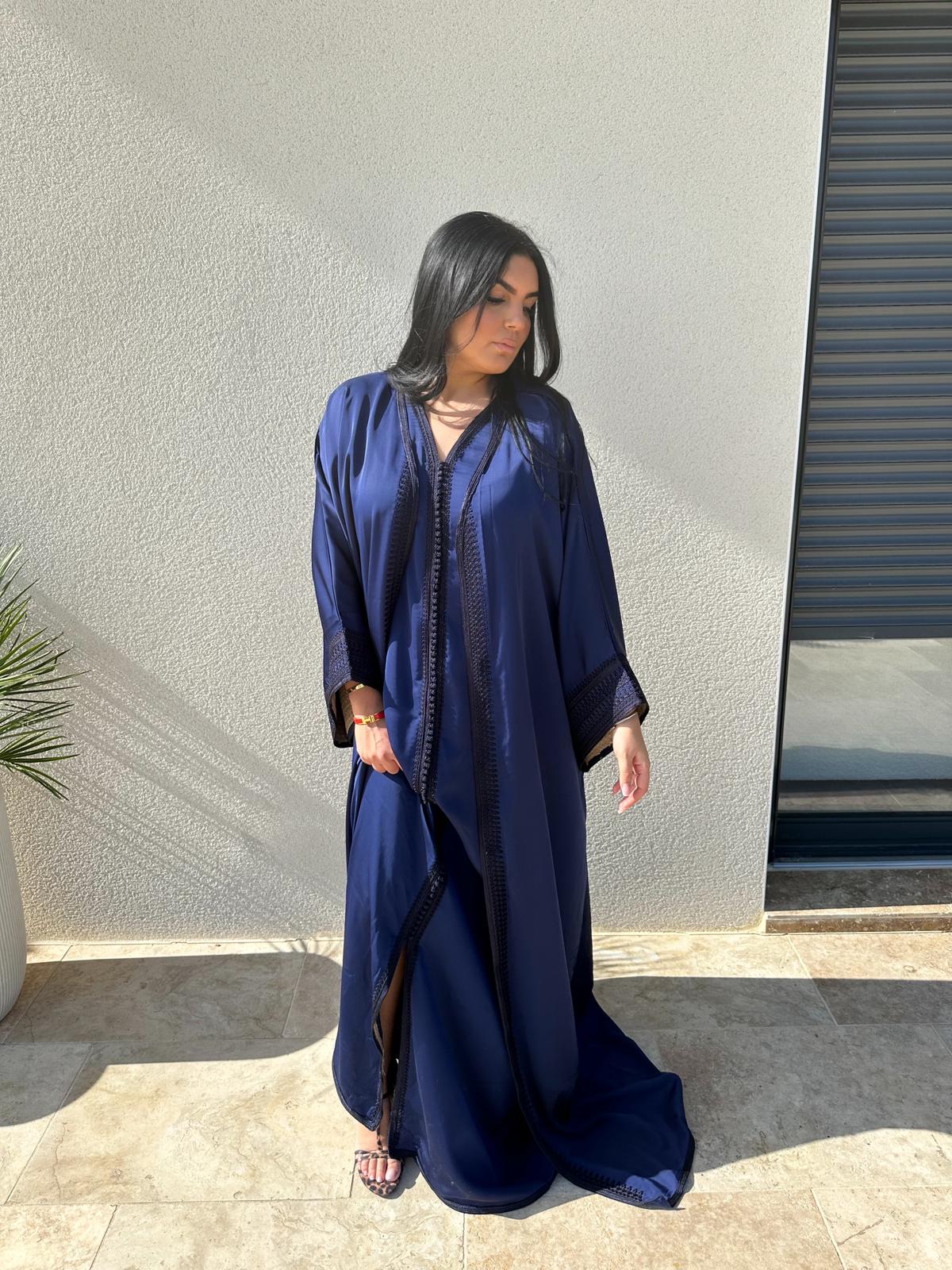 Vente Abaya longue beige satinée