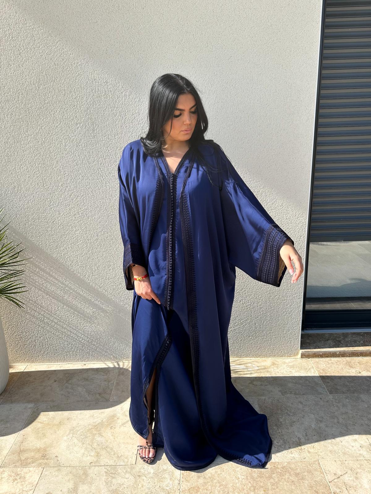 Vente Abaya longue beige satinée
