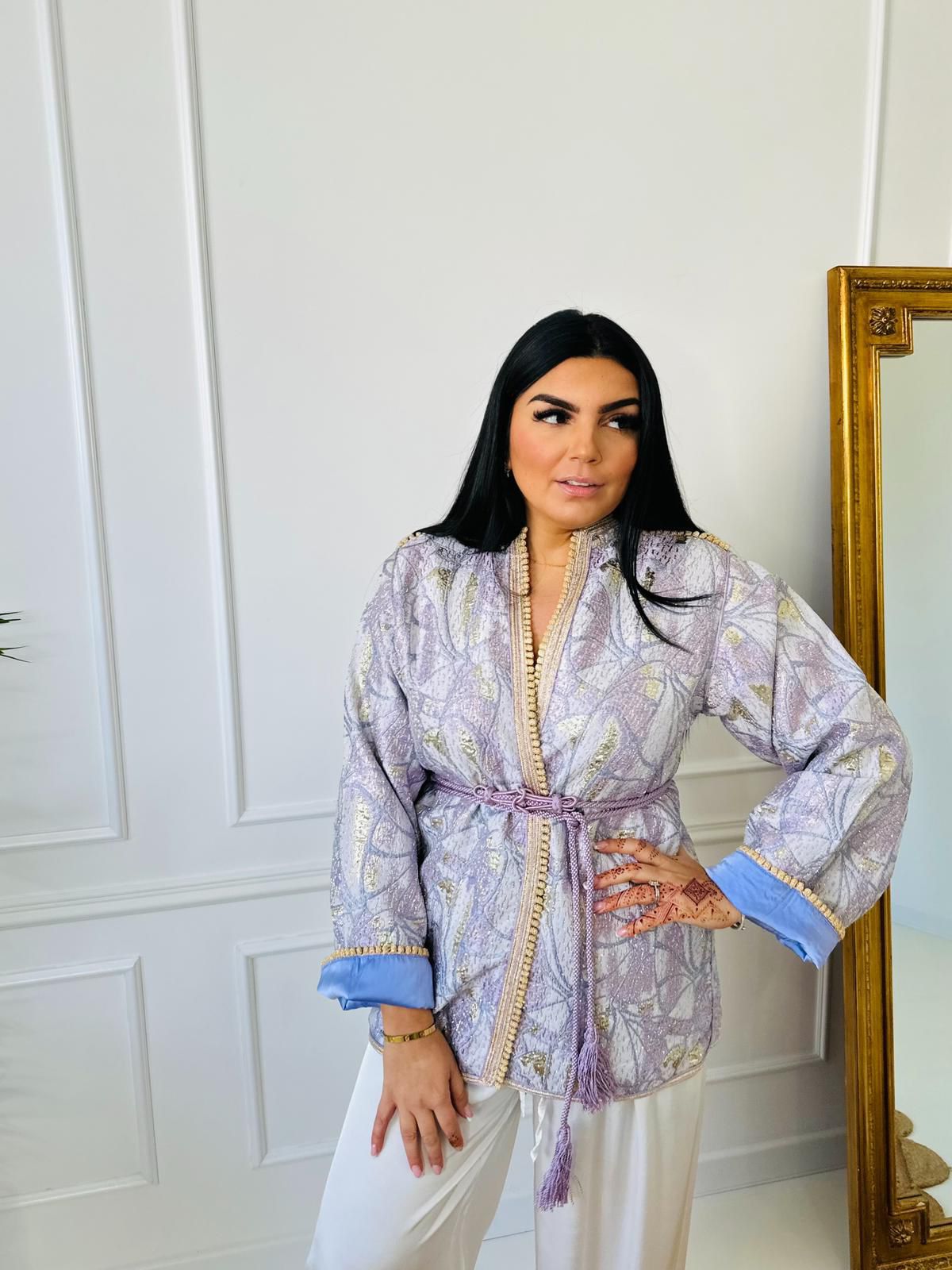 Location ensemble Veste brocard  lilas &amp; or – Élégance douce