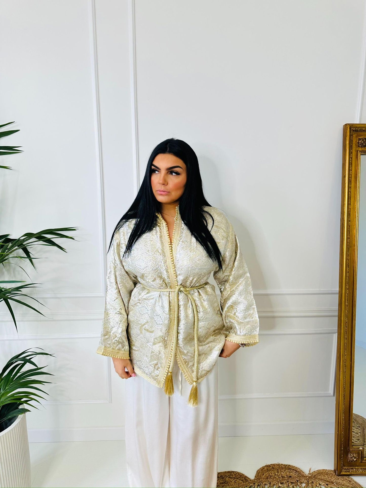 Veste brocard ivoire &amp; or – Élégance intemporelle