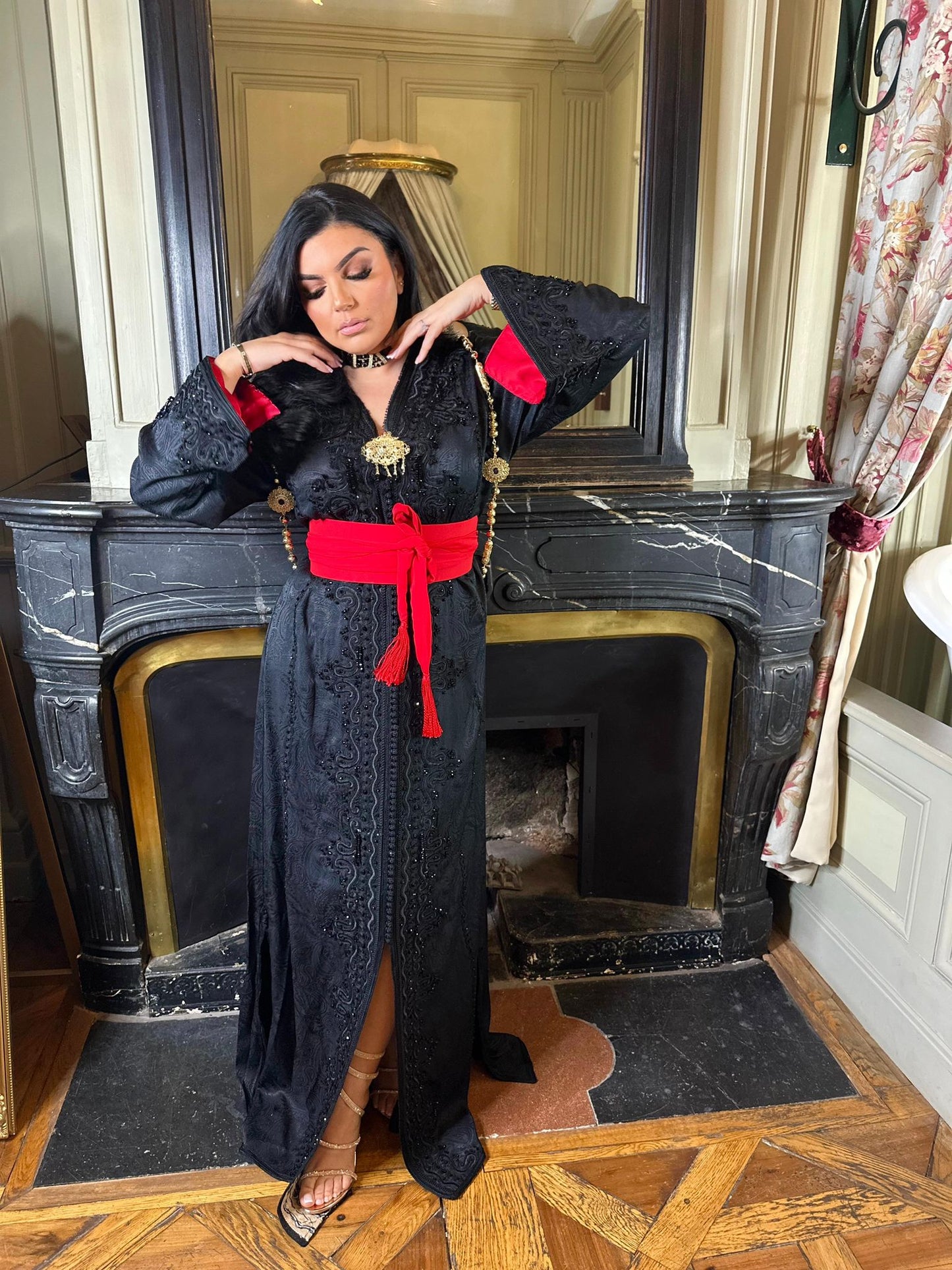 Location - Caftan “SULTANA NOIRE” – Passion Impériale