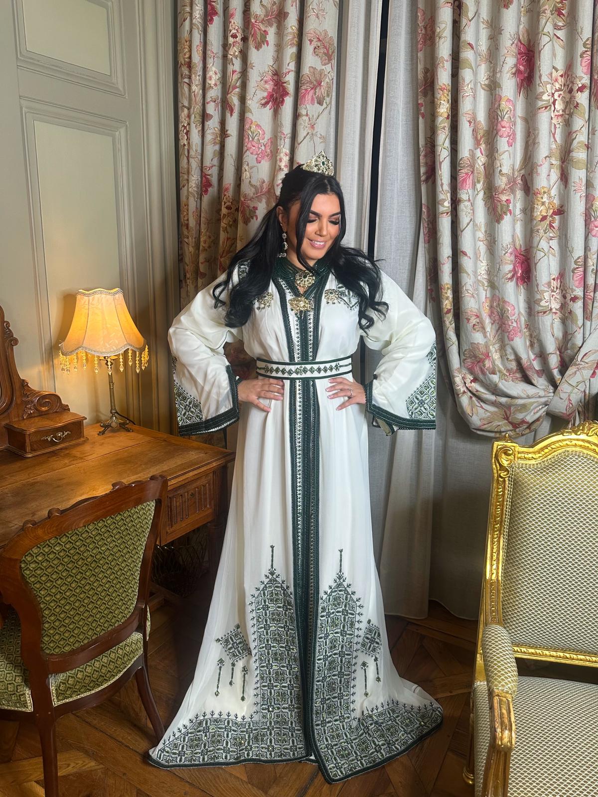 Location - Takchita "Hanna" Royale